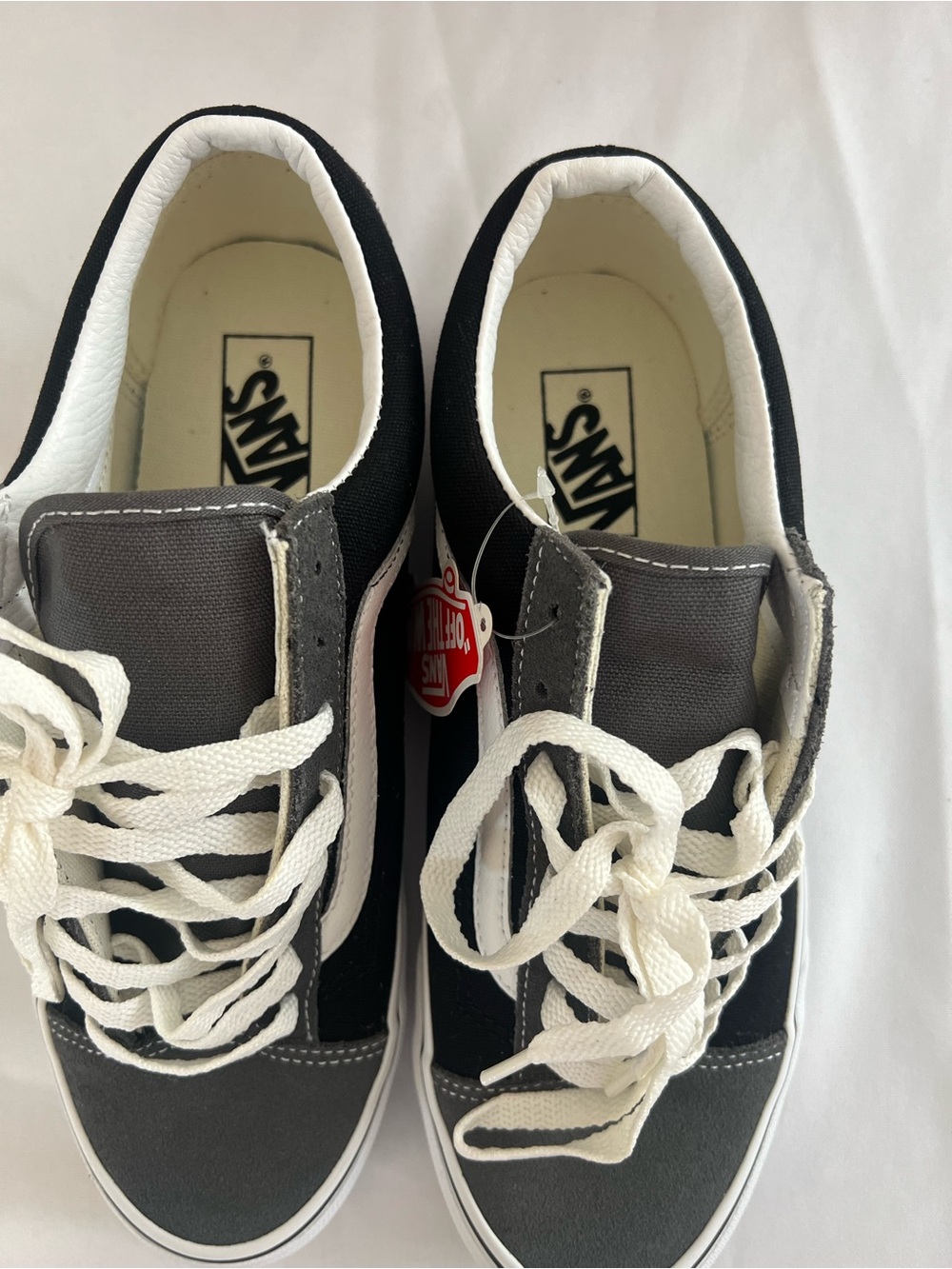 Vans Black and White Low-Top Skate Shoes - Picture 2 of 9